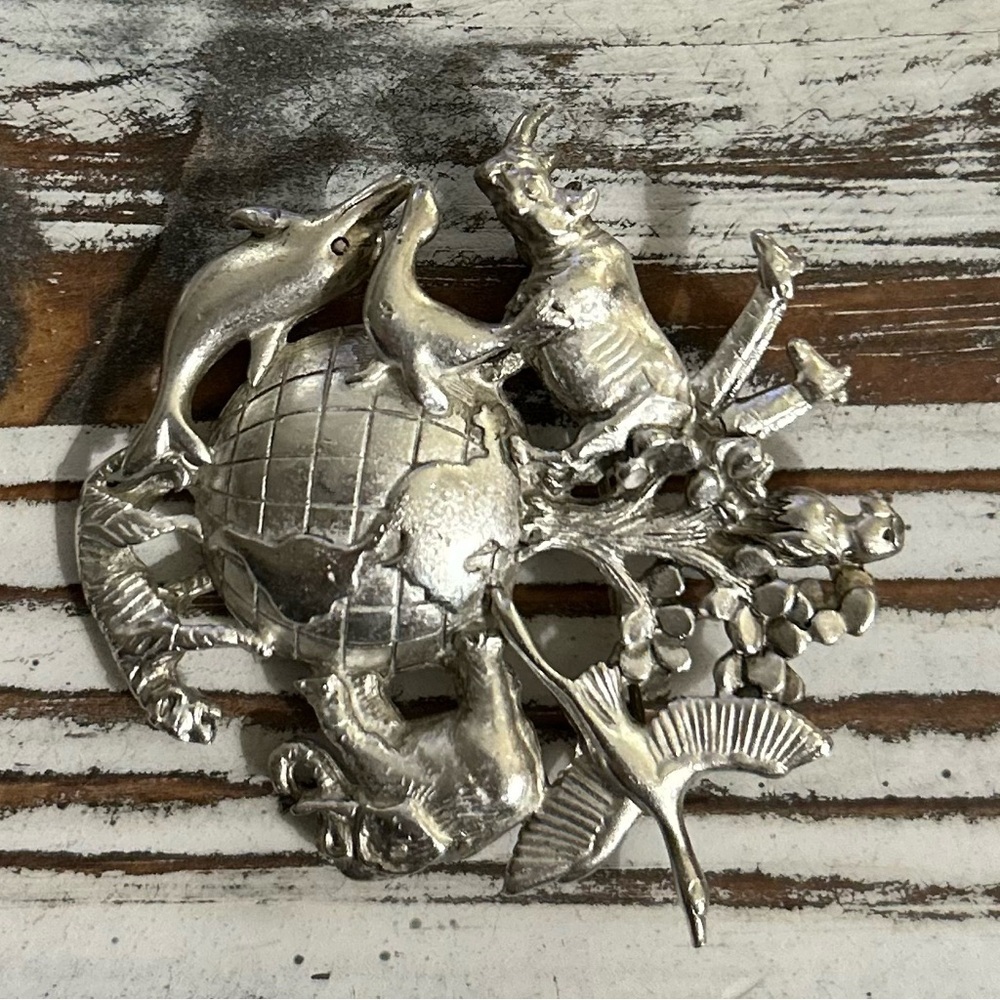 AJC Vintage Brooch Multiple Animals Around the World Earth Planet Silver Tone